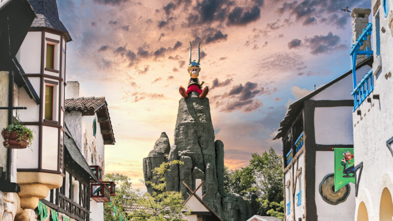 Ils tentent d’entrer sans billet aux Parc Astérix… et finissent au tribunal